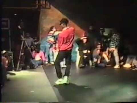 BAGCAST #13 bubbling beats - showcasing dutch bubbling running thru cdjs at higher bpms. Global bass rockin + globally based thru the net!