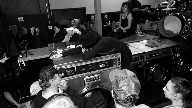 Muscle Beach - Rando Bag - Bee and jacky